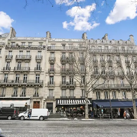 Delightful Studio With In Luxe District Apartment Paris